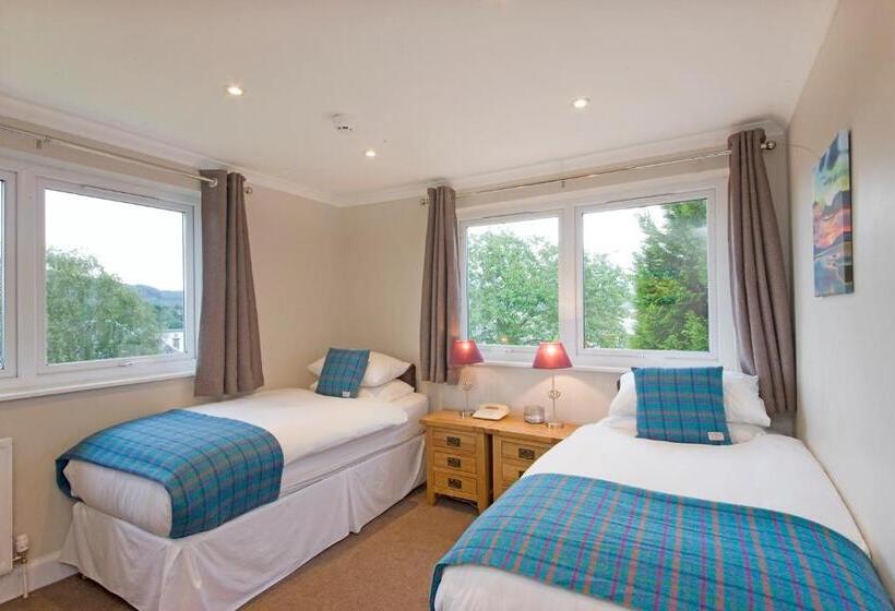 اتاق استاندارد, Falls Of Lora