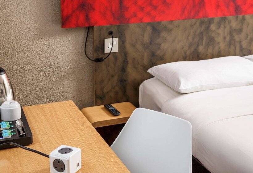 Номер Стандарт, Ibis Coventry South