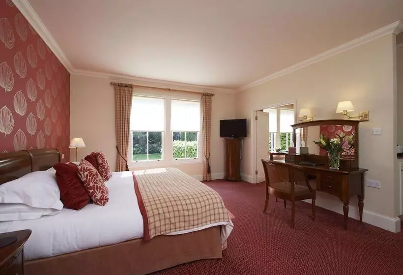 سوییت جونیور, Loch Ness Country House