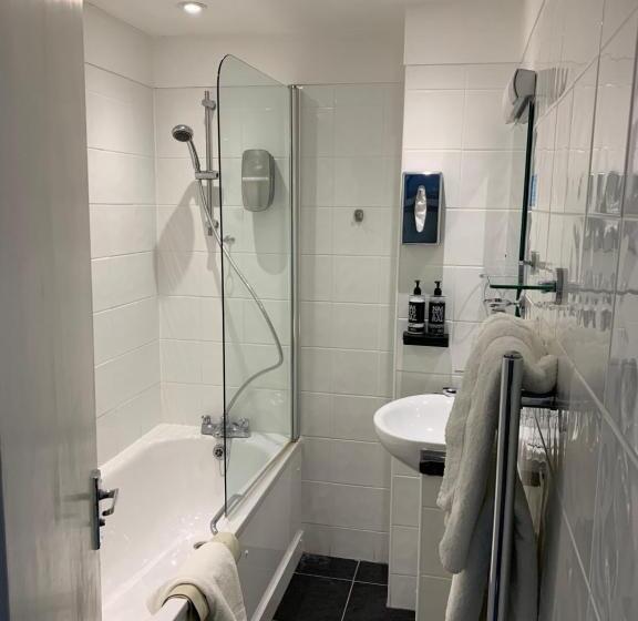 海景标准间带阳台, Marsham Court