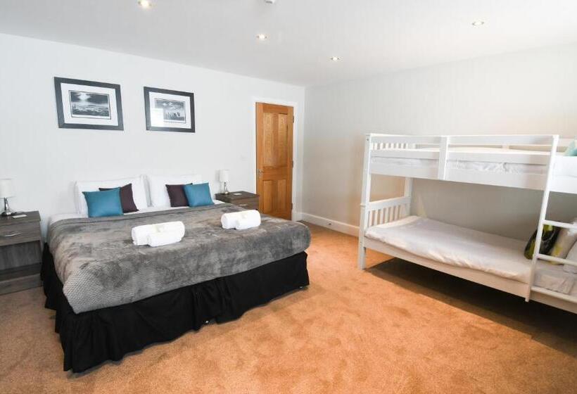 带2个卧室的公寓, Marsham Court