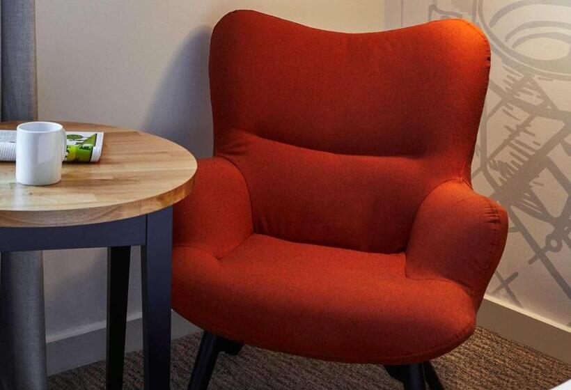 غرفة برستيج, Mercure Birmingham West