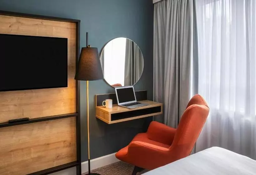 Basic-huone, Mercure Birmingham West