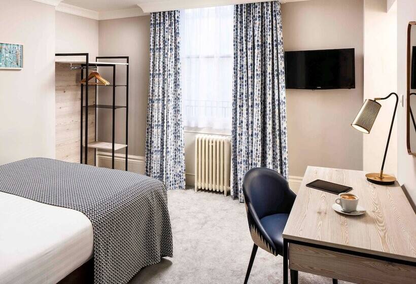 带双人床的经典房间, Mercure Brighton Seafront