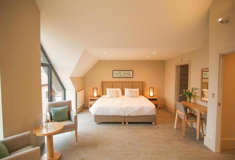 침실 3개 아파트, Old Thorns Hotel & Resort