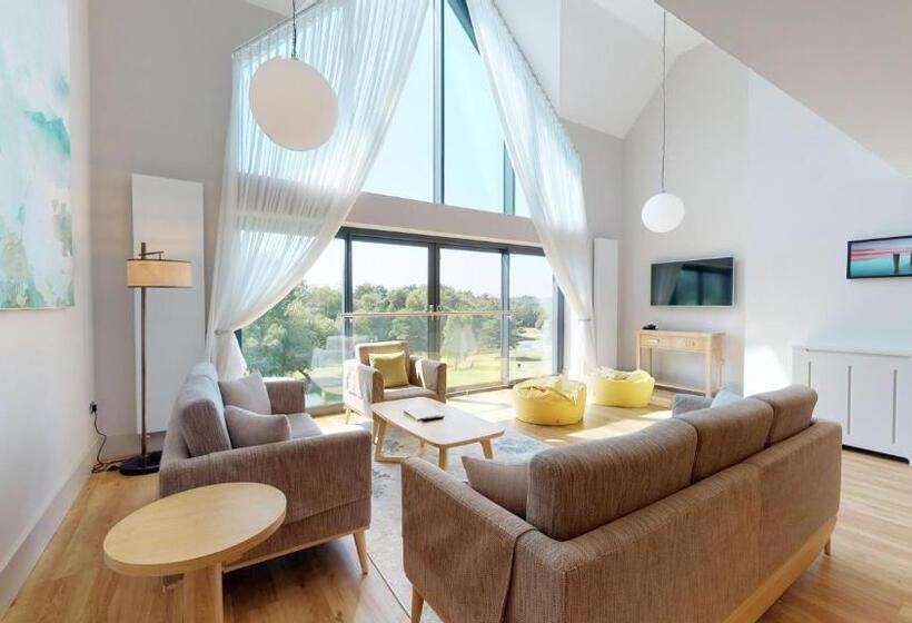 带3个卧室的公寓, Old Thorns Hotel & Resort