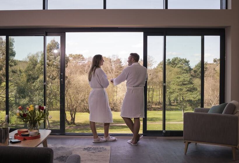 דירת שני חדרים, Old Thorns Hotel & Resort