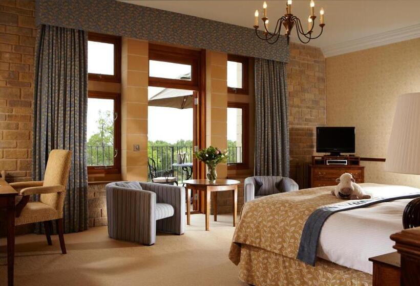 جناح مزوَّد بشرفة, South Lodge