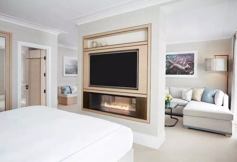 سوییت جونیور لوکس, The Berkeley, Maybourne