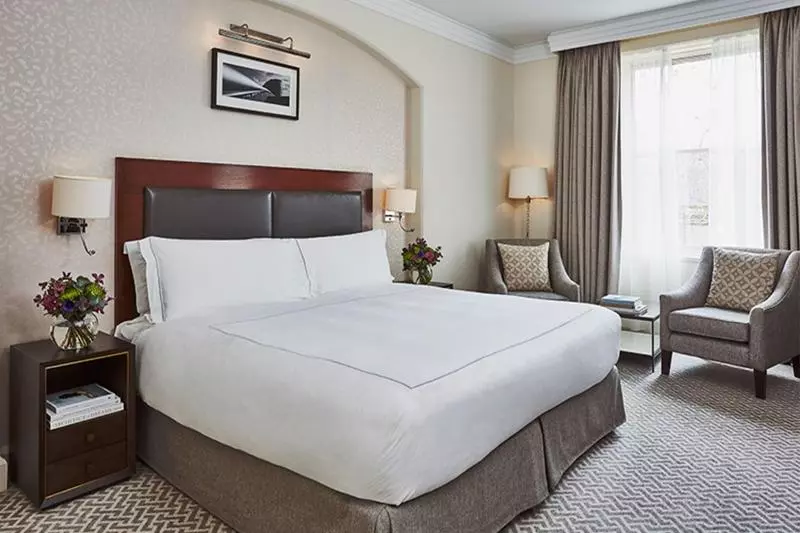 キングサイズベッドのスーペリアルーム, The Berkeley, Maybourne Hotel Collection