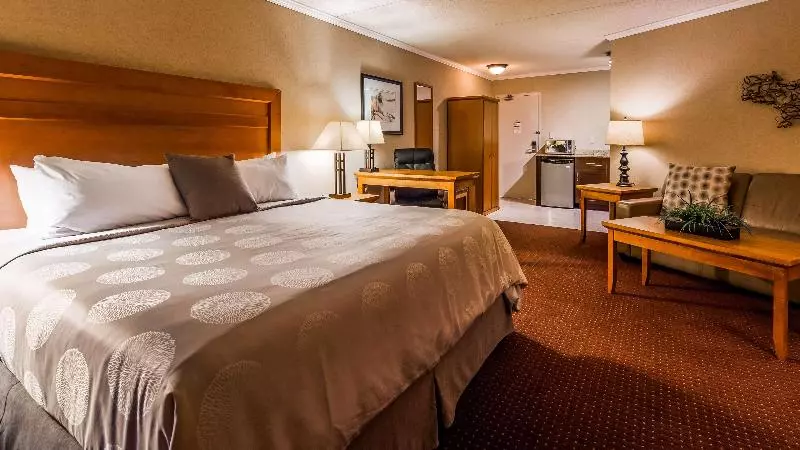 سوئیت جونیور با تراس, The Berkeley, Maybourne