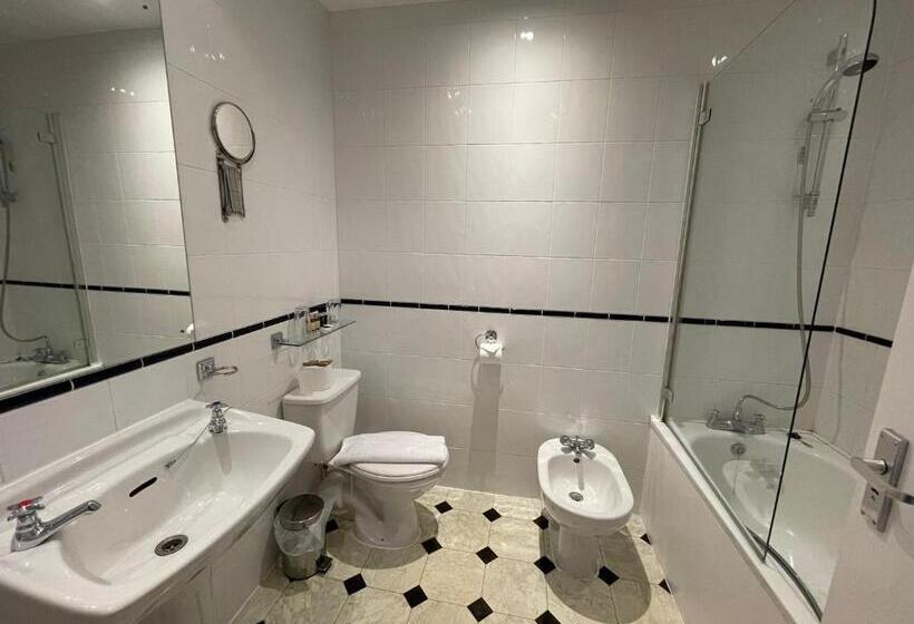 Номер Стандарт, The Bulkeley