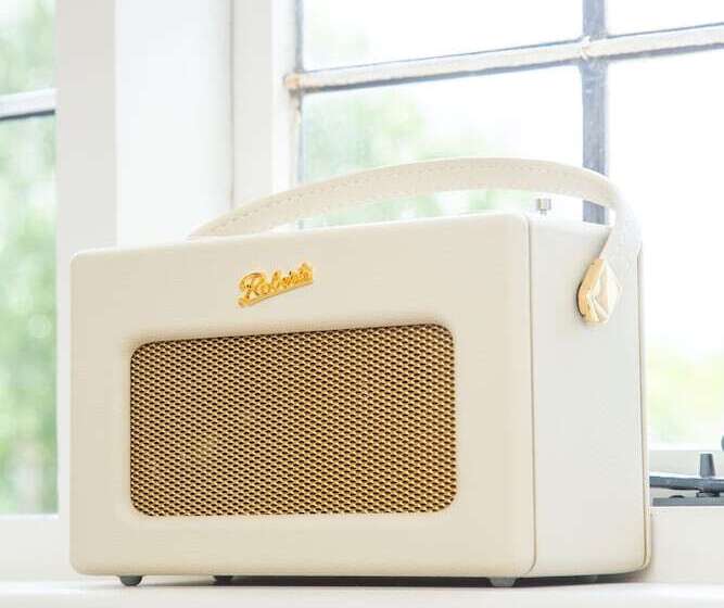 スタンダードルーム, The Falcon