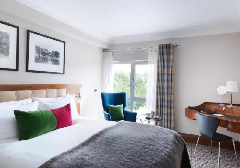 リバービュースタンダードルーム, The Runnymede On Thames   Adults Only