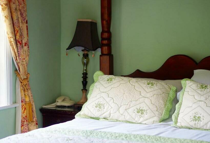 Номер Deluxe, Wrangham House