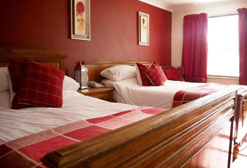 חדר משפחתי, Wrangham House