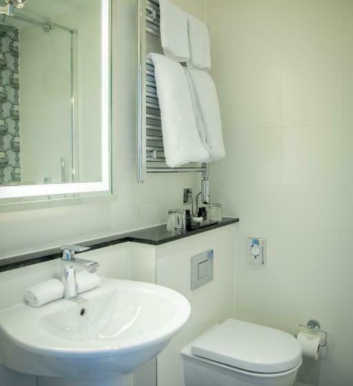 غرفة ديلوكس سرير كينج, Queens Hotel Cheltenham