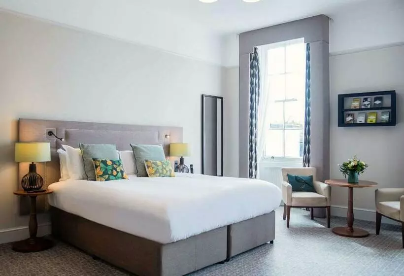キングサイズベッドのデラックスルーム, Queens Hotel Cheltenham