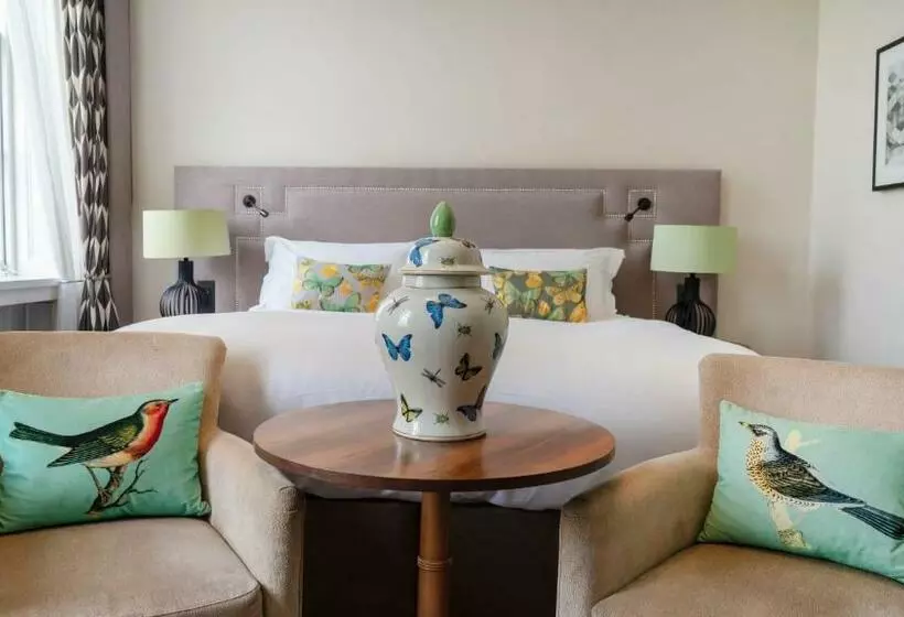 キングサイズベッドのデラックスルーム, Queens Hotel Cheltenham