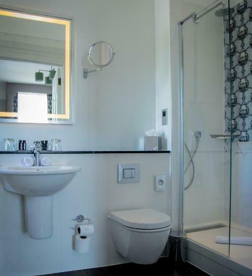 غرفة ديلوكس سرير كينج, Queens Hotel Cheltenham