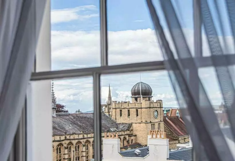 キングサイズベッドのデラックスルーム, Queens Hotel Cheltenham