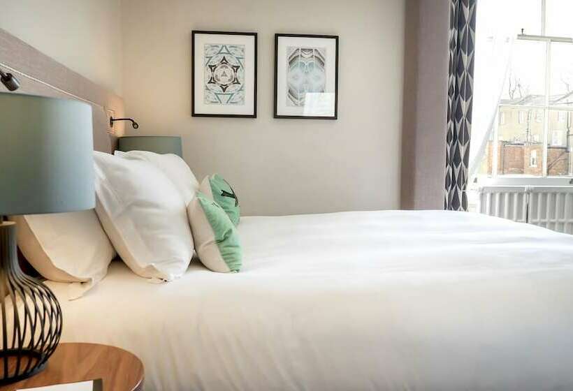 غرفة سوبيريور, Queens Hotel Cheltenham