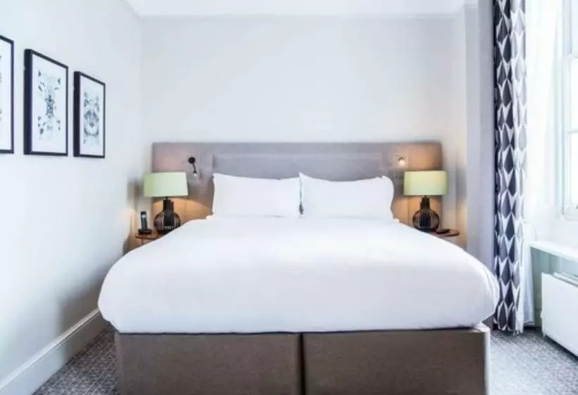 スーペリアールーム, Queens Hotel Cheltenham
