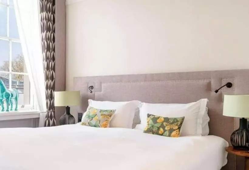 スーペリアールーム, Queens Hotel Cheltenham