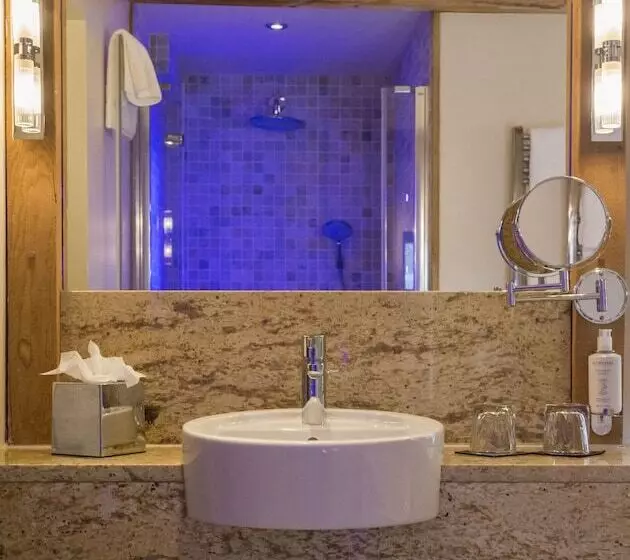 اتاق سوپریور, The Farmhouse Hotel And Restaurant