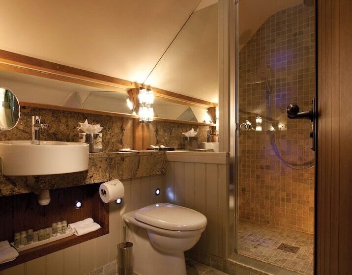 غرفة أساسية, The Farmhouse Hotel And Restaurant