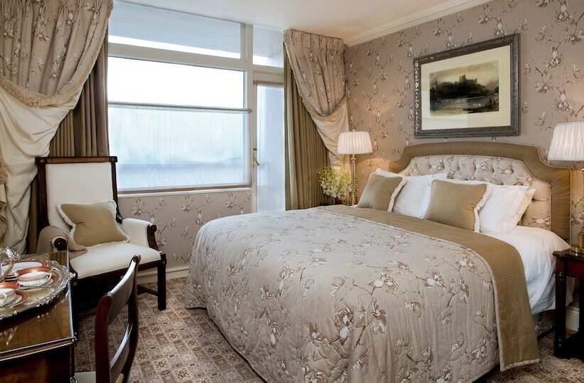 Номер Стандарт Двуспальная Кровать, The Old Government House Hotel & Spa