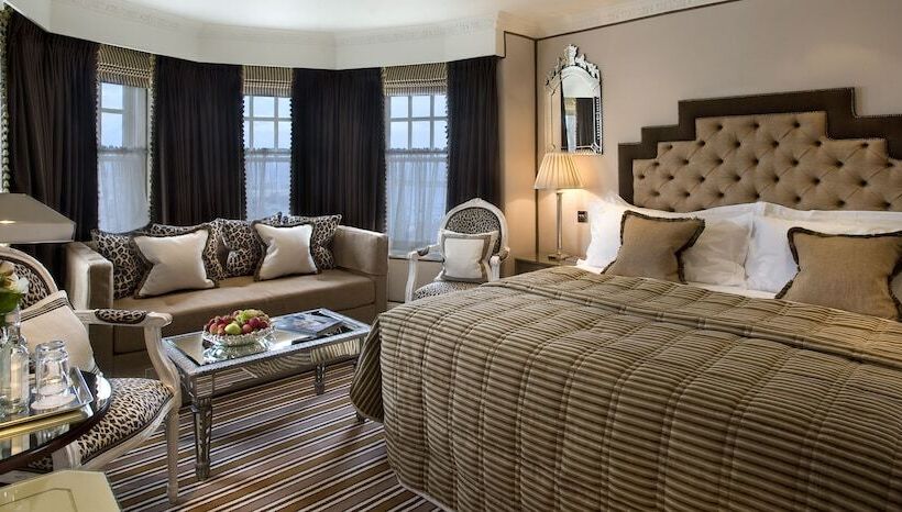 غرفة قياسية سرير مزدوج ذات إطلالة, The Old Government House Hotel & Spa