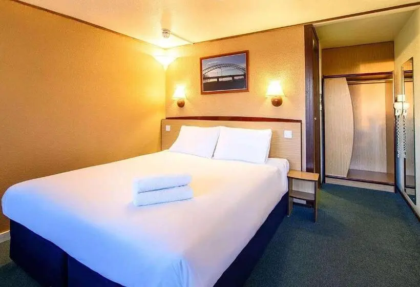 Standard-huone, The Raceby Hotel, Doncaster South Yorkshire, Part of the AG Collection