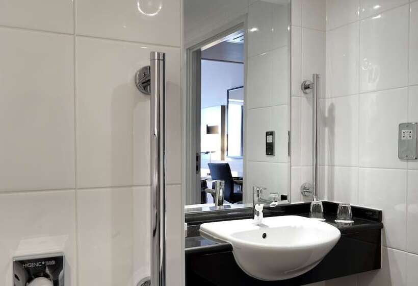 Номер Стандарт Адаптированный для Инвалидов, Crowne Plaza Nottingham, An Ihg