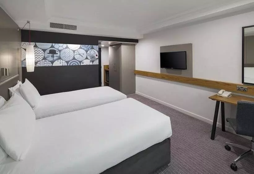 身障者適用スタンダードルーム, Crowne Plaza Nottingham, An Ihg