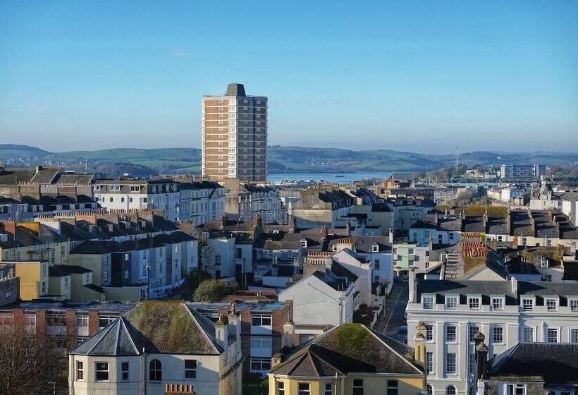 Номер Стандарт, Crowne Plaza Plymouth, An Ihg