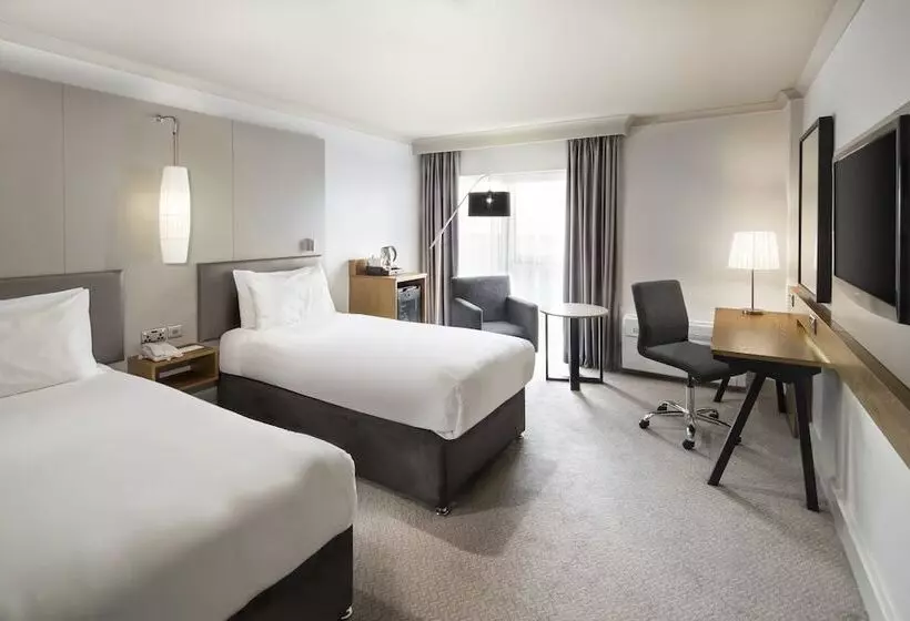 اتاق استاندارد برای معلولان, Crowne Plaza Plymouth, An Ihg