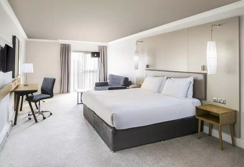 اتاق پرمیوم با چشم‌انداز دریا, Crowne Plaza Plymouth, An Ihg