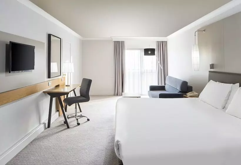 اتاق پرمیوم با چشم‌انداز دریا, Crowne Plaza Plymouth, An Ihg