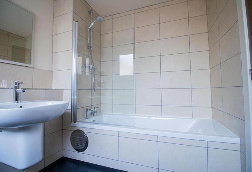 スタンダードルーム, Dalmeny