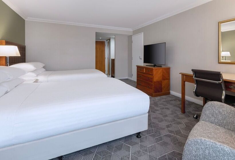 디럭스 룸, Delta Hotels By Marriott Heathrow Windsor