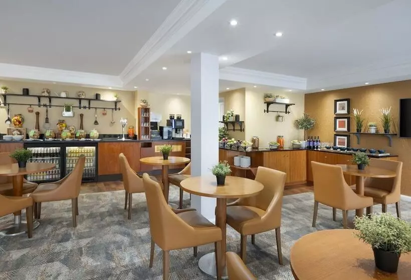 Executive-huone, Delta Hotels By Marriott Heathrow Windsor