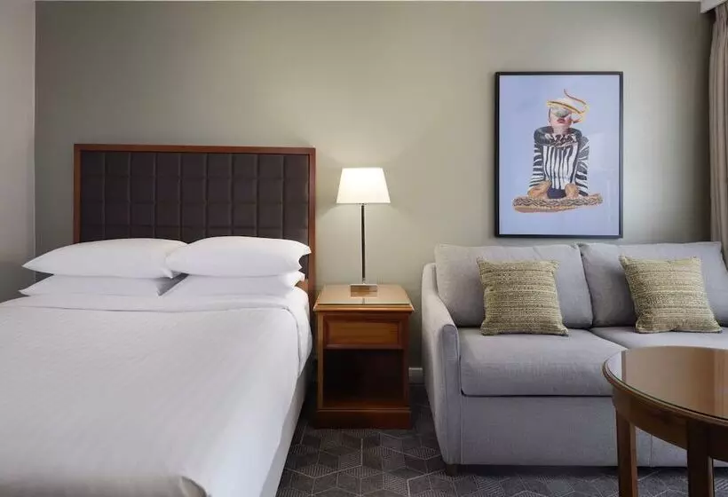デラックスルーム, Delta Hotels By Marriott Heathrow Windsor