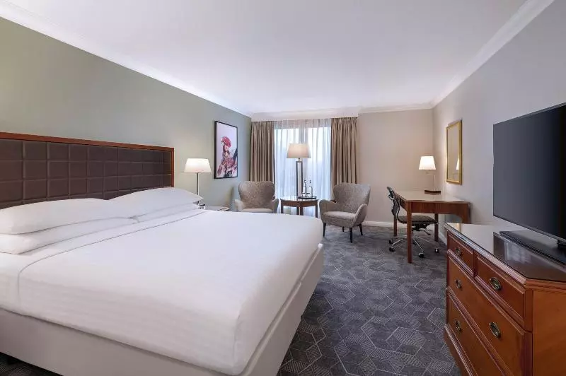 デラックスルーム, Delta Hotels By Marriott Heathrow Windsor
