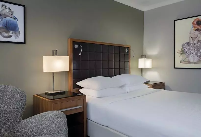 Deluxe-huone, Delta Hotels By Marriott Swansea