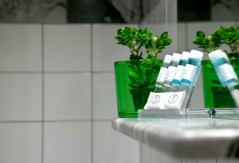 Полулюкс, Dorian Inn Sure Hotel Collection By Best Western