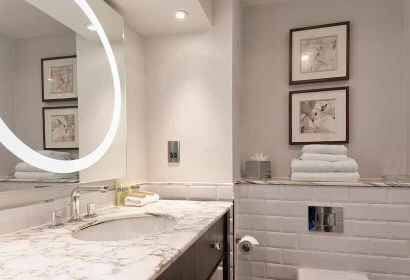 Семейный Номер Deluxe, Doubletree By Hilton St. Anne's Manor