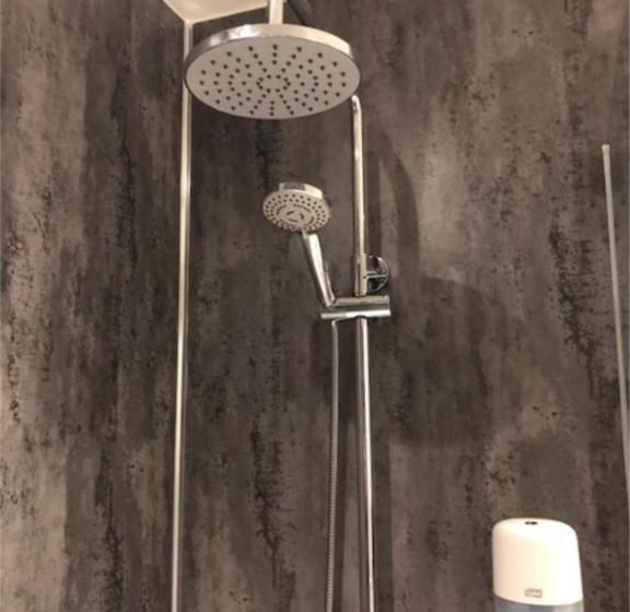 Номер Стандарт, King Robert