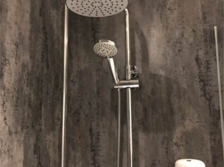 Номер Стандарт, King Robert