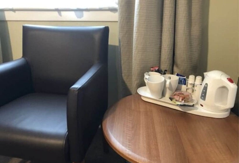 Семейный Номер, King Robert